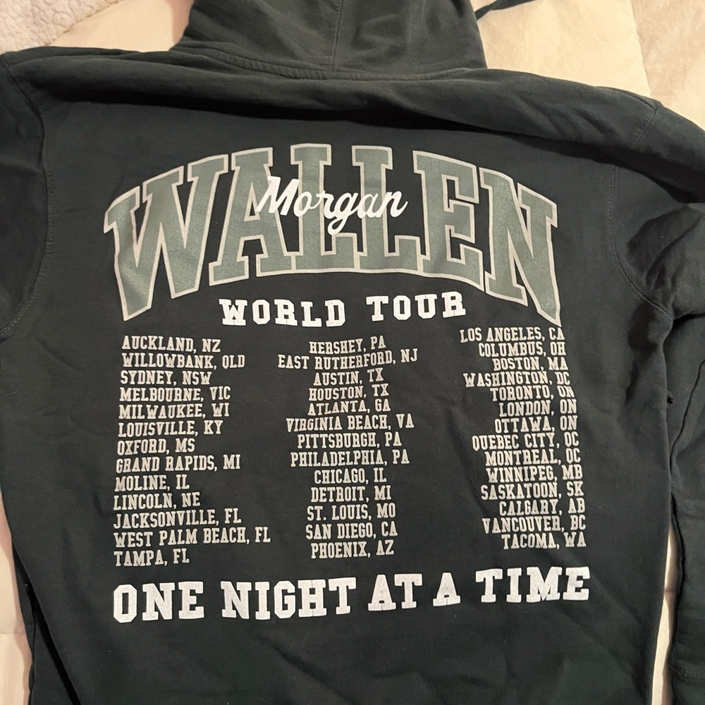 Morgan wallen merch tour hoodie
